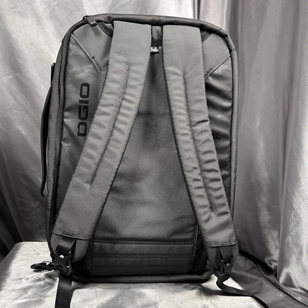 OGIO Convert Pack‎ Tarmac Laptop Briefcase Backpack Bag Black Camo Zip Messenger